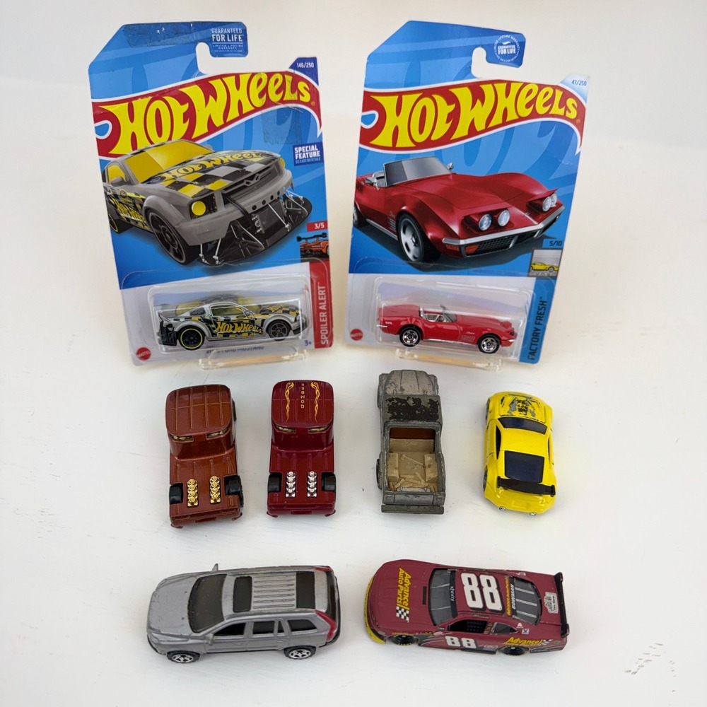 Hot Wheels Diecast Car Lot 67 Ford Mustang‎ 72 Stingray & More  8pc